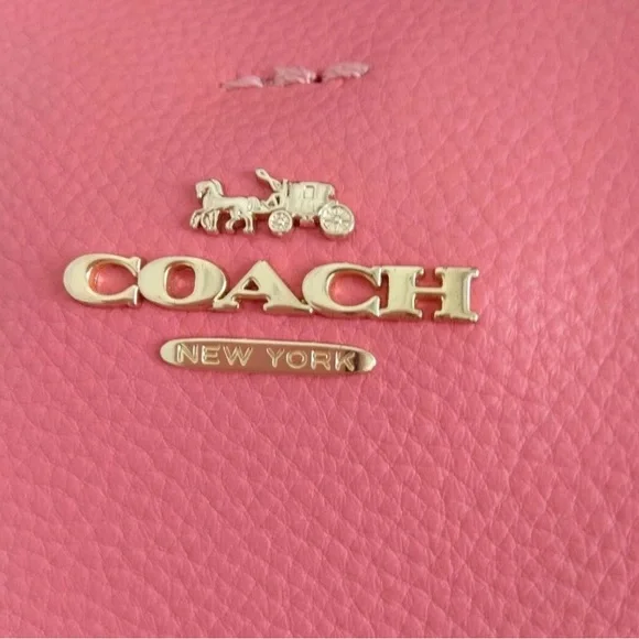 Coach Pink Town Bucket Bag ! - Picture 5 of 8